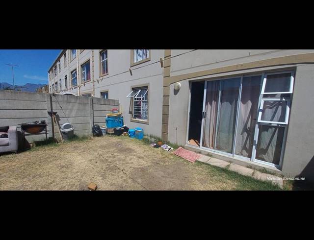 2 BEDROOM APARTMENT FOR SALE IN GULDENLAND